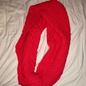 Infinity scarf